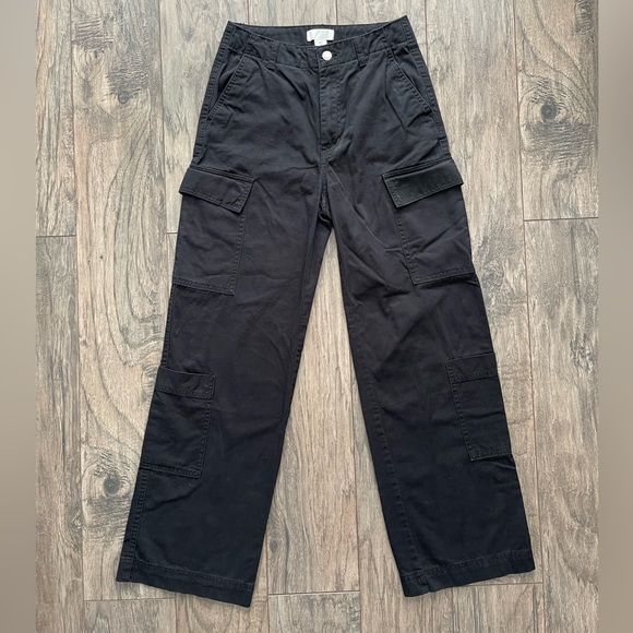 H&M High Rise Cargo Pants - Picture 3 of 8